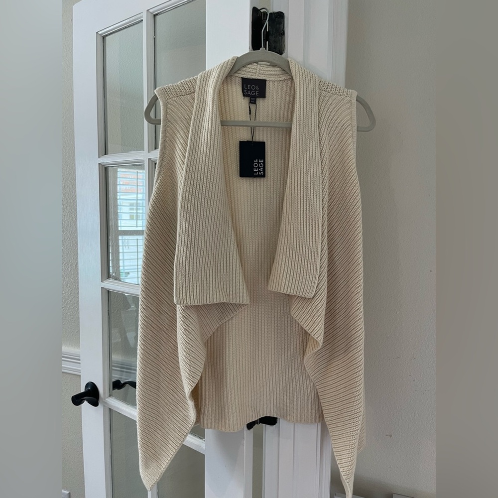 Leo & Sage knit sweater vest cardigan